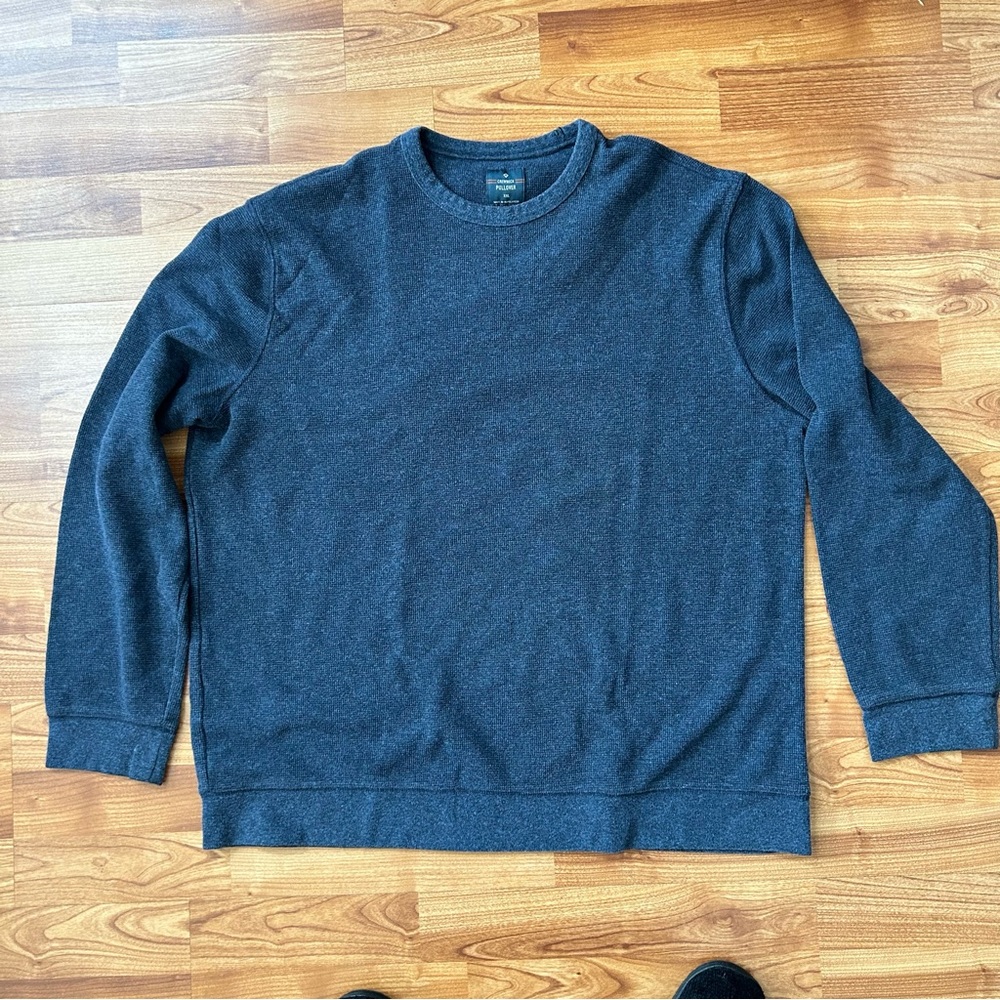 4/$15 Members Mark blue crew neck sweater